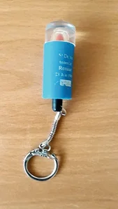 1989,
petite lampe,
Renaud "fête de la musique",
version bleu clair.