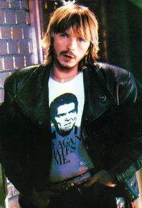 "Renaud",
pas de référence.