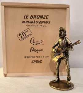 2022,
Renaud à la guitare by F. Margerin.
A l'occasion des 70 ans de Renaud et de Franck Margerin.
Tirage de 6 exemplaires + 6 HC + 1 EA + 00.
Total de 14 exemplaires.