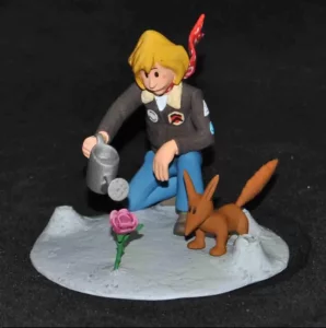 2025,
Et si Renaud … 
Et Saint-Exupéry … 
Avaient pu se rencontrer …
Réalisée et éditée par Like an Angel,
Tirage de 70 exemplaires commercalisés et 10 exemplaires Hors Commerce.
Hauteur : 8 cm.
Diametre du Socle : 8 cm.